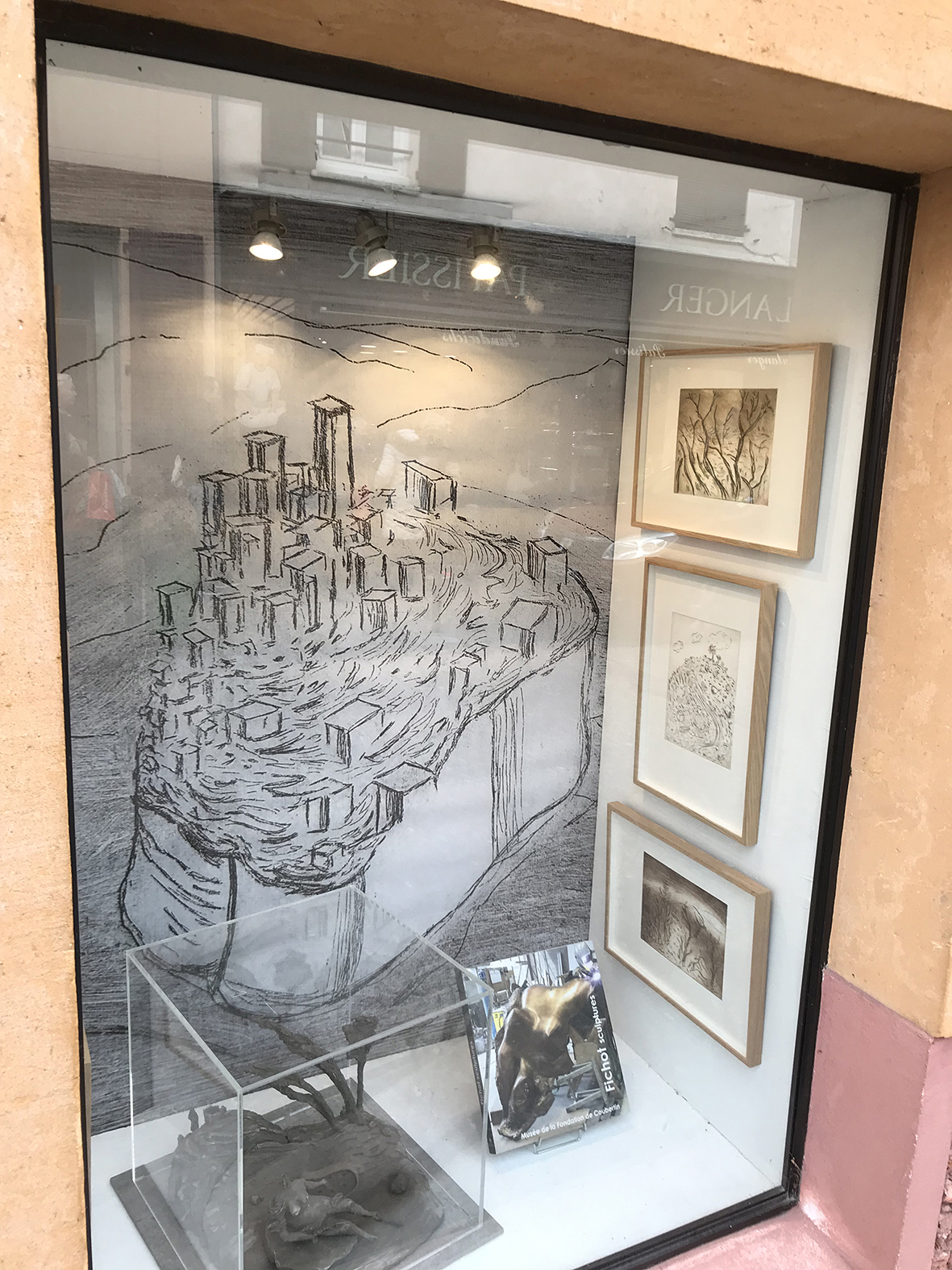 vitrine « blanche » 2023