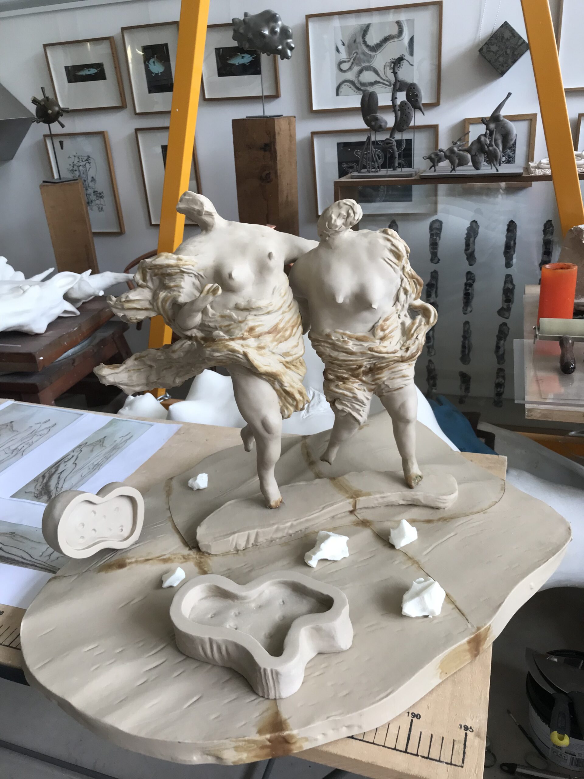 Series « Expo de poche » © jm fichot/adagp La Grèce,  2024-2025. Scène 11